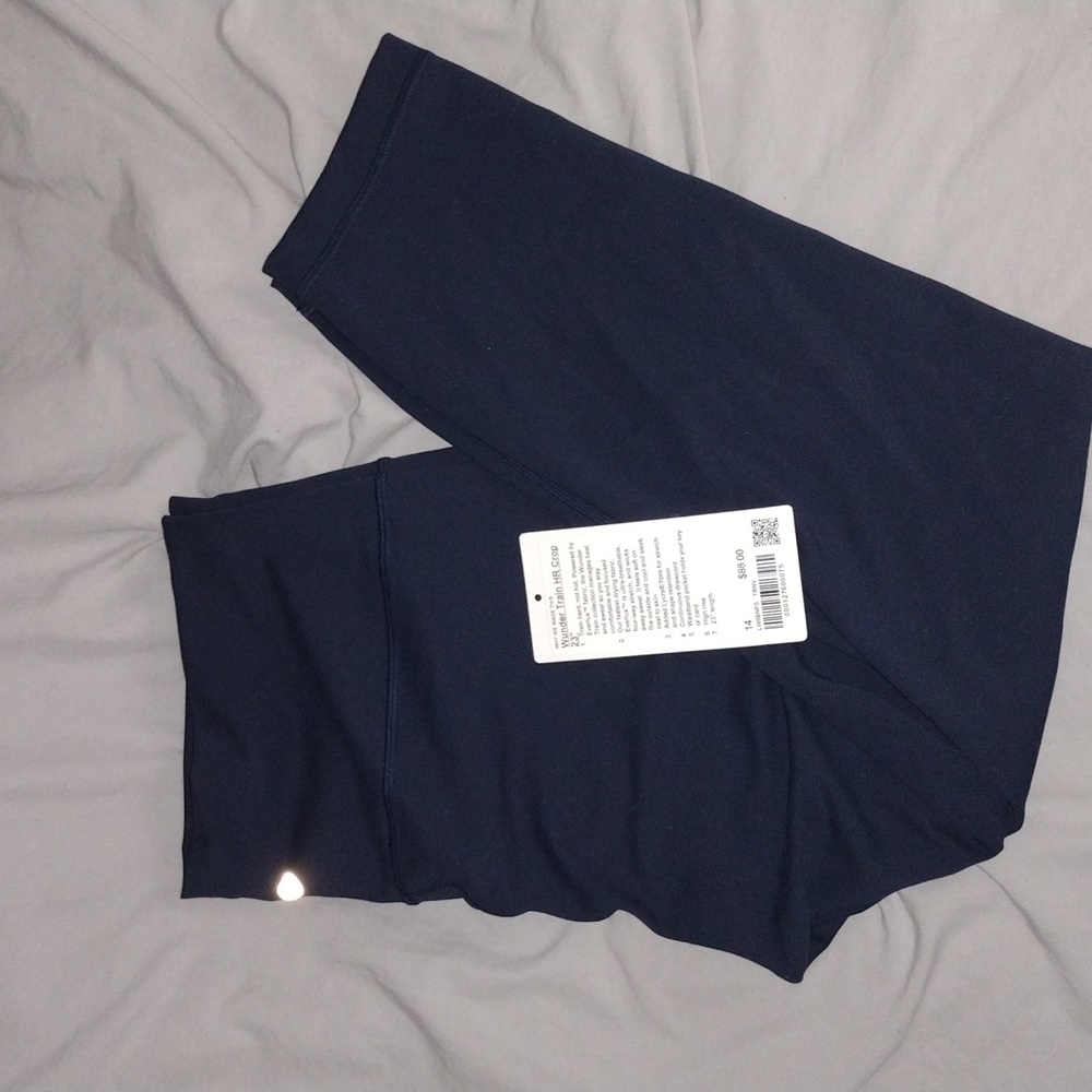 Lululemon Wunder Train Highrise Crop "23 True Navy leggings (Size:14)